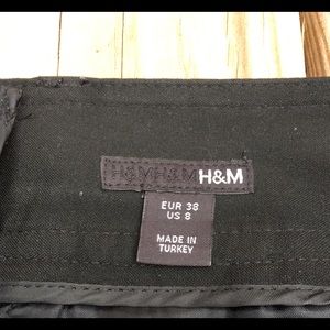 H&M black dress pants gently used.